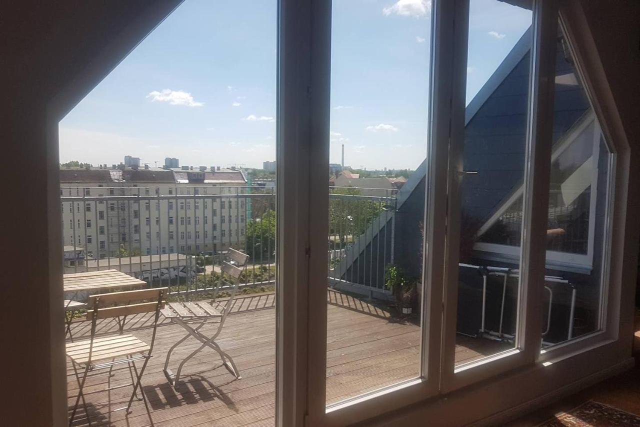 Helle Dachgeschosswohnung Fuer 8 Personen In Zentraler Lage Апартаменты