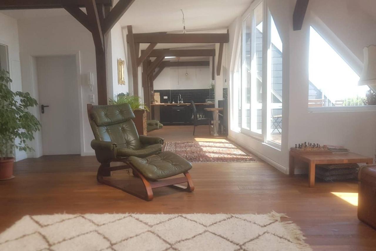 Helle Dachgeschosswohnung Für 8 Personen In Zentraler Lage Apartment *